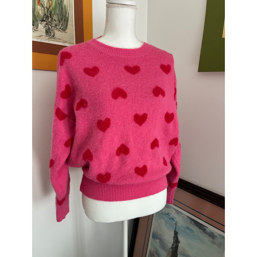 Molly Bracken Heart Sweater Womens Small Pink Excellent Fuzzy Knit Crewneck